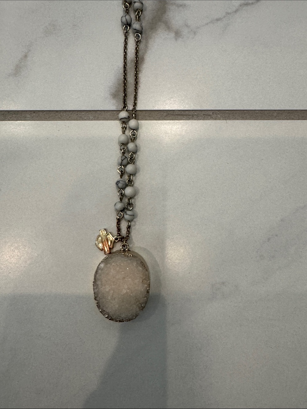 Harley-Davidson White Druzy Pendant Beaded Necklace